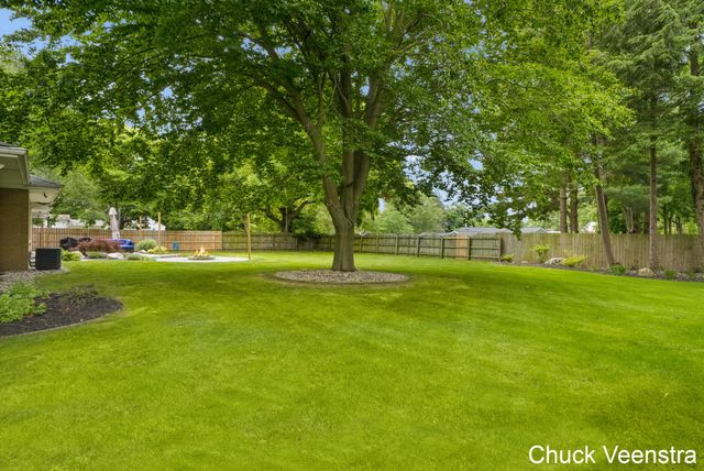 413 Sherman Street, Middleville, MI 49333