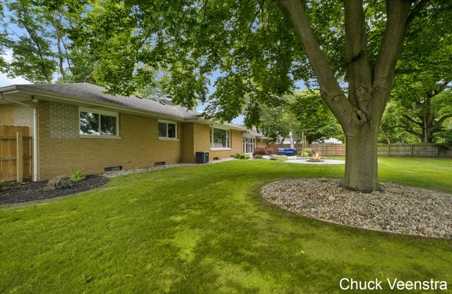 413 Sherman Street, Middleville, MI 49333
