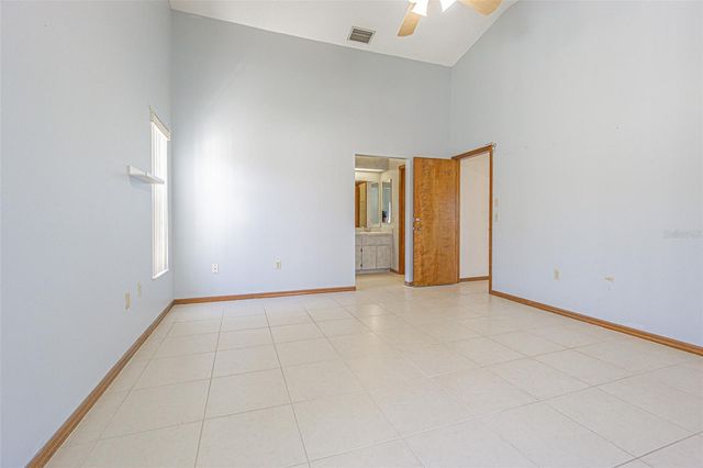 18664 WHITE PINE CIRCLE, Hudson, FL 34667