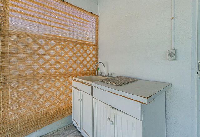 18664 WHITE PINE CIRCLE, Hudson, FL 34667