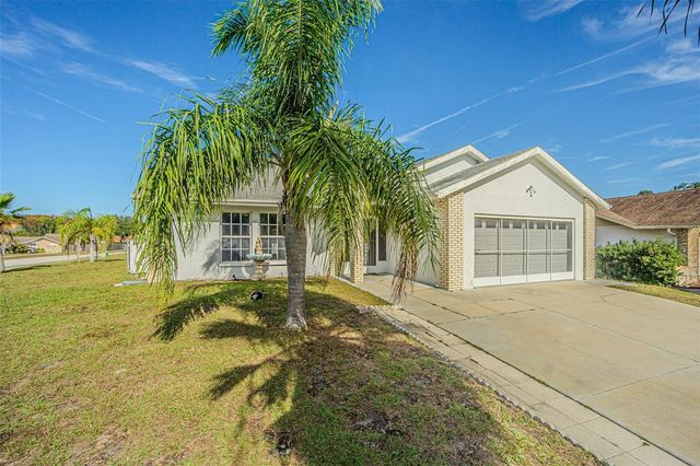 18664 WHITE PINE CIRCLE, Hudson, FL 34667