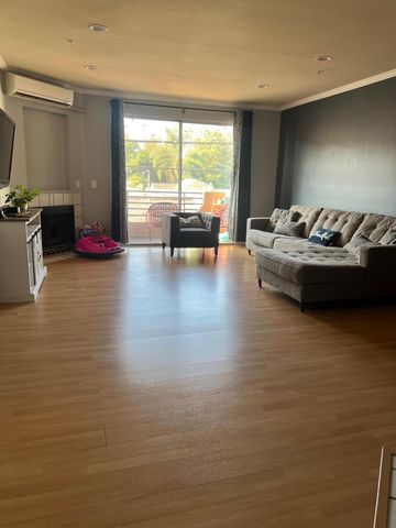 640 W 4th Street, 205, Long Beach, CA 90802