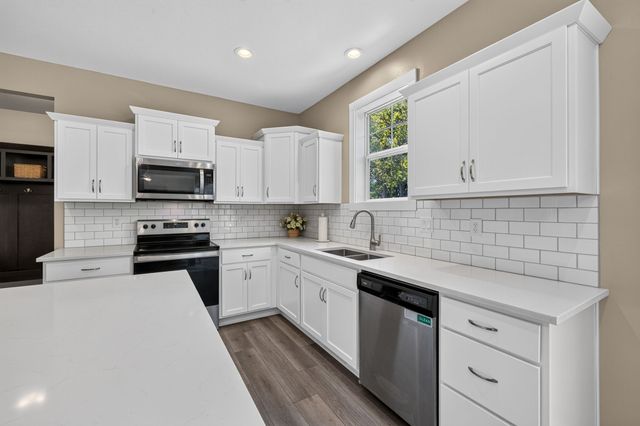 5816 Allerton Drive, Ames, IA 50014