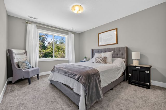 5816 Allerton Drive, Ames, IA 50014