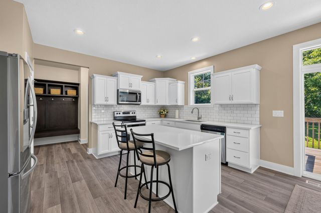 5816 Allerton Drive, Ames, IA 50014