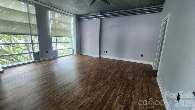 505 E 6th Street 301, Charlotte, NC 28202