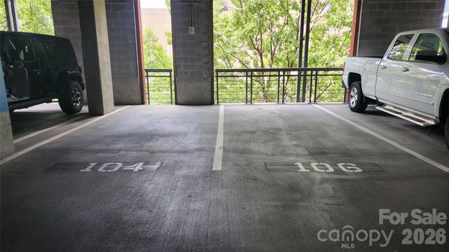 505 E 6th Street 301, Charlotte, NC 28202