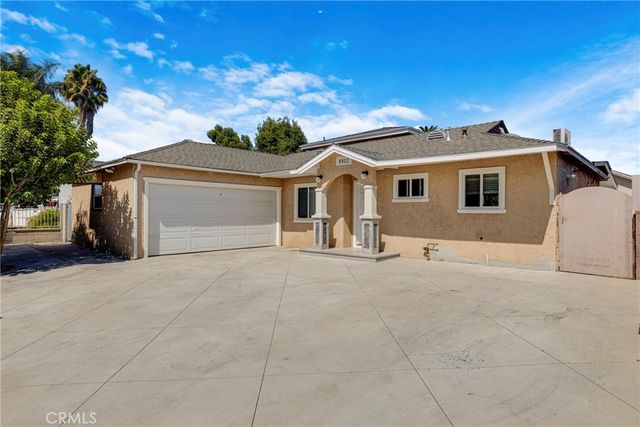 8012 Hesperia, Reseda, CA 91335