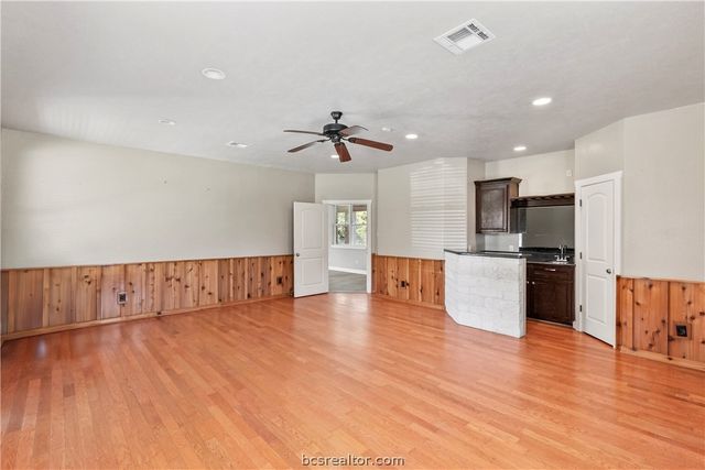 6701 Old Reliance Road, Bryan, TX 77808