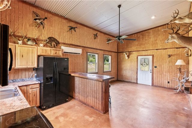 6701 Old Reliance Road, Bryan, TX 77808