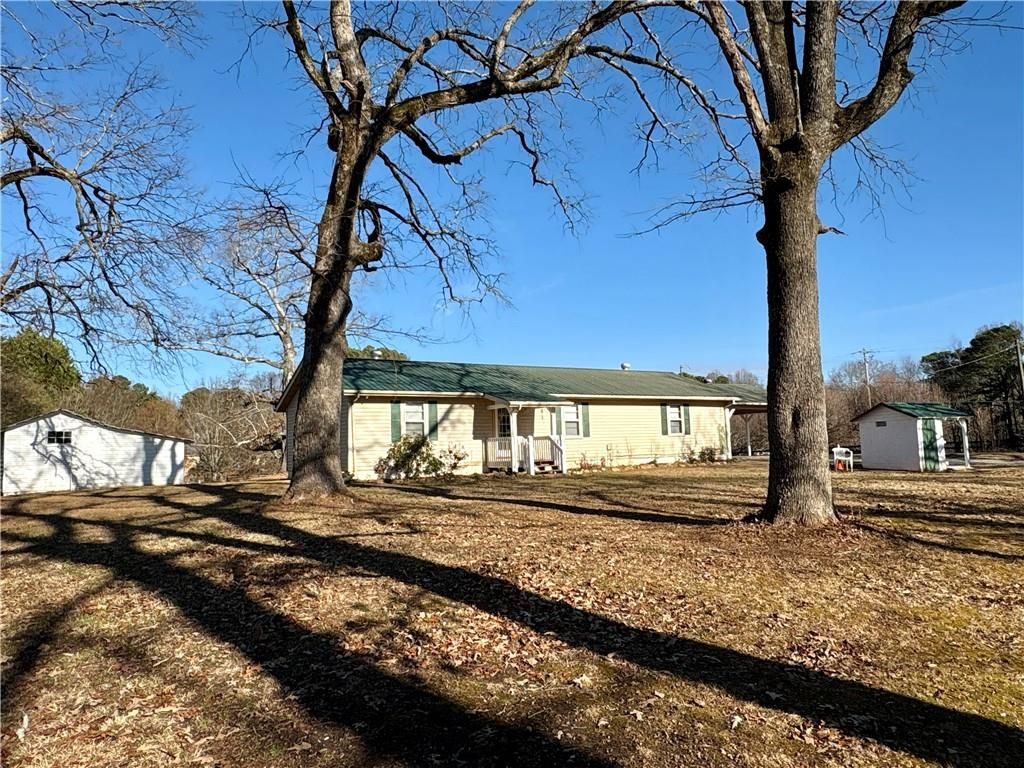 5463 Heardsville Road, Cumming, GA 30028
