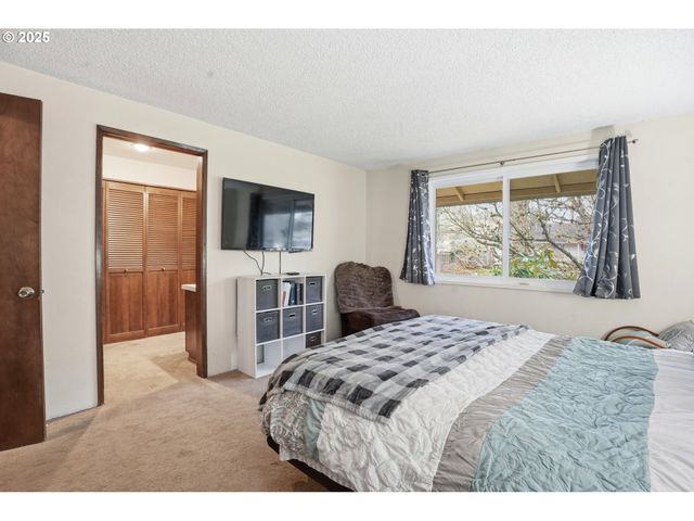 2578 Ne MORLAN Ave, Gresham, OR 97030