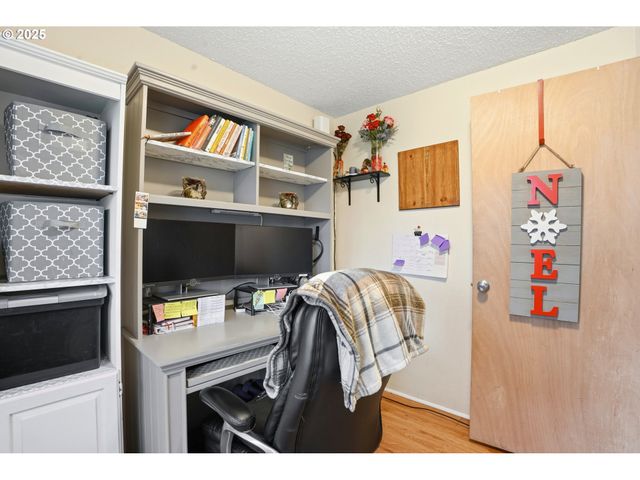 2578 Ne MORLAN Ave, Gresham, OR 97030