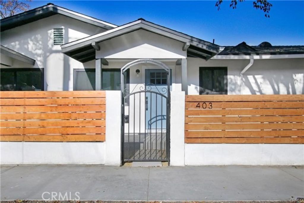 401 Kendall Avenue, Los Angeles, CA 90042