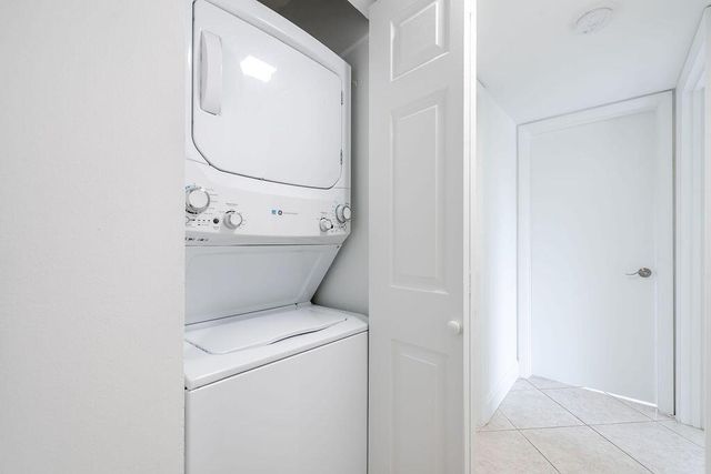 617 Sea Pine Way D2, Greenacres, FL 33415