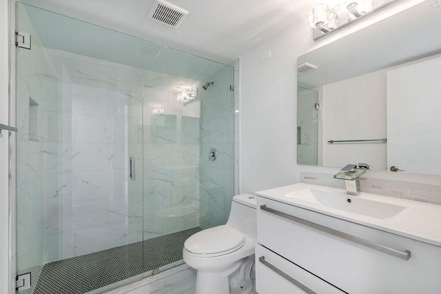 617 Sea Pine Way D2, Greenacres, FL 33415