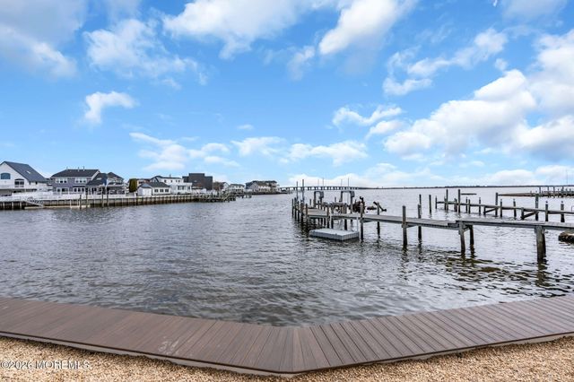 2139 Mill Creek Road, Manahawkin, NJ 08050