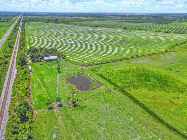 8495 COUNTY ROAD 621, Lorida, FL 33857