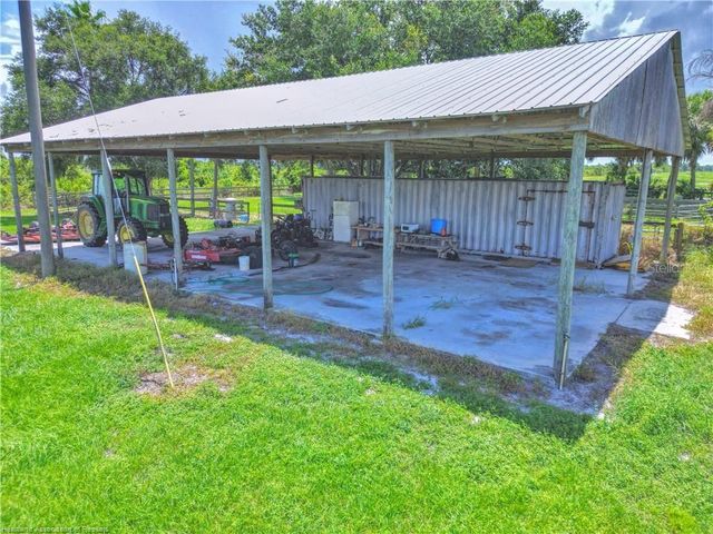 8495 COUNTY ROAD 621, Lorida, FL 33857