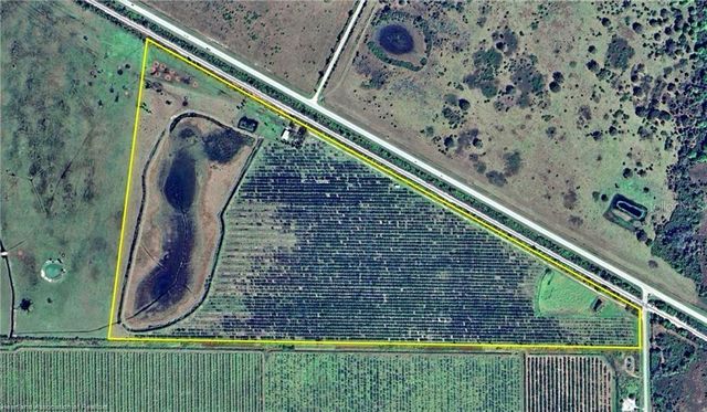 8495 COUNTY ROAD 621, Lorida, FL 33857