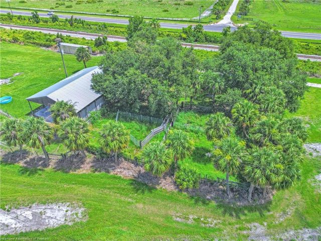 8495 COUNTY ROAD 621, Lorida, FL 33857