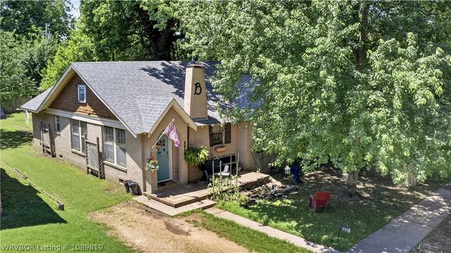 2210 S N Street, Fort Smith, AR 72901