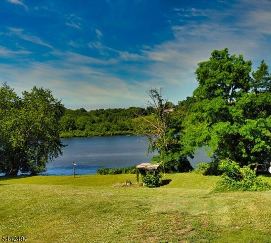 703 State Rt 23, Wantage Twp., NJ 07461