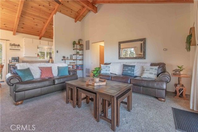 43399 Primrose Dr, Big Bear Lake, CA 92315