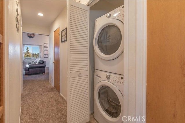 43399 Primrose Dr, Big Bear Lake, CA 92315