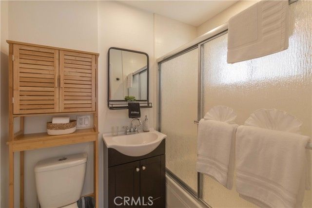 43399 Primrose Dr, Big Bear Lake, CA 92315