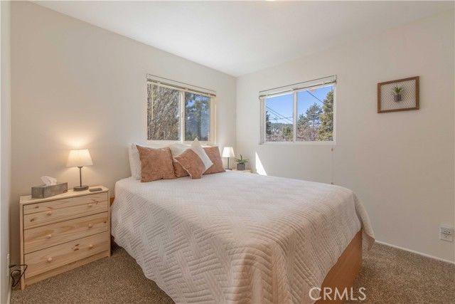 43399 Primrose Dr, Big Bear Lake, CA 92315