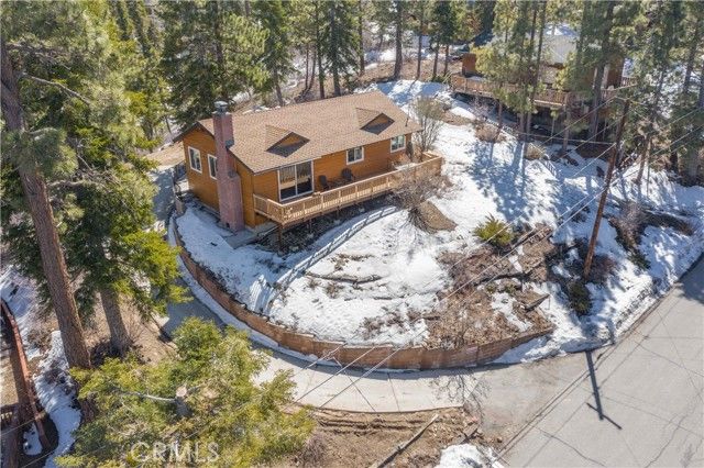 43399 Primrose Dr, Big Bear Lake, CA 92315