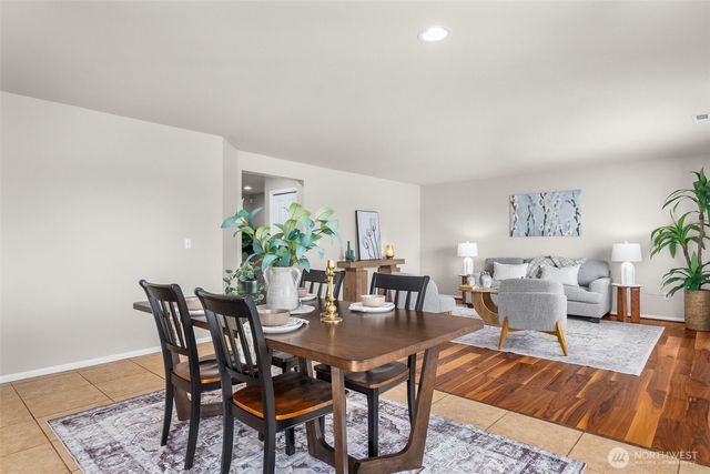 6864 Fresco Drive SE, Lacey, WA 98513