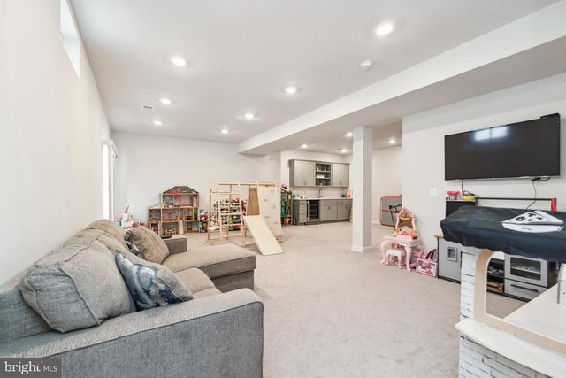 2089 WHITHORN HILL, Jeffersonton, VA 22724