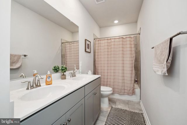2089 WHITHORN HILL, Jeffersonton, VA 22724
