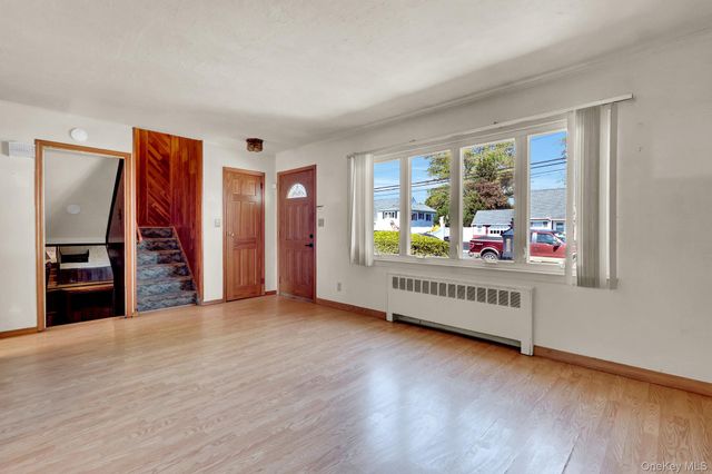 1456 Peters Boulevard, Bay Shore, NY 11706