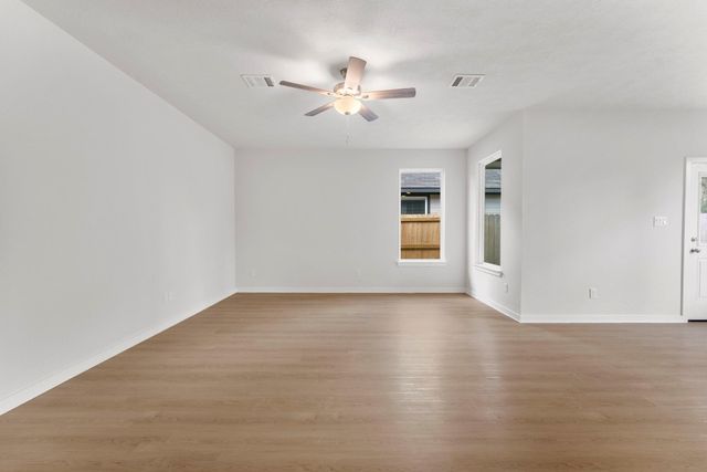 309 Rockbridge Drive, Huntsville, TX 77340
