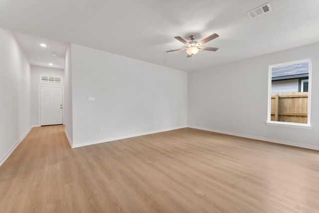 309 Rockbridge Drive, Huntsville, TX 77340