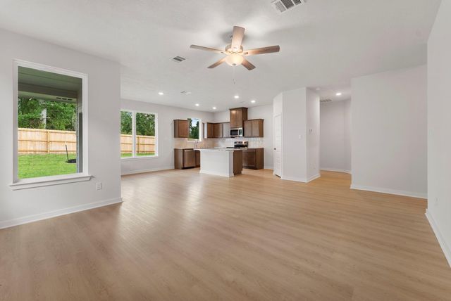 309 Rockbridge Drive, Huntsville, TX 77340