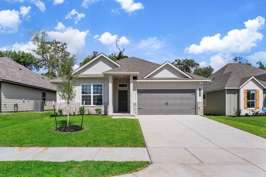 309 Rockbridge Drive, Huntsville, TX 77340