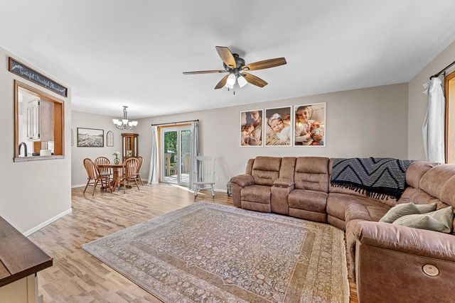 633 Naragansett Avenue, Baraboo, WI 53913