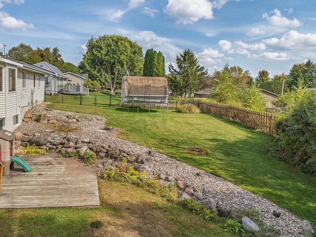 633 Naragansett Avenue, Baraboo, WI 53913