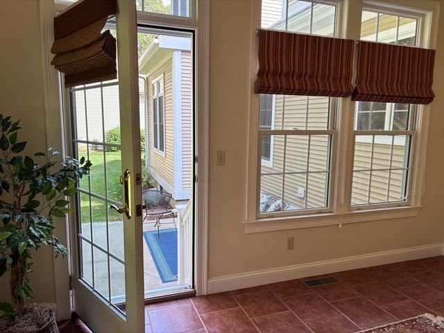 69 High Pine Cir 69, Wilbraham, MA 01095