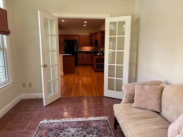 69 High Pine Cir 69, Wilbraham, MA 01095