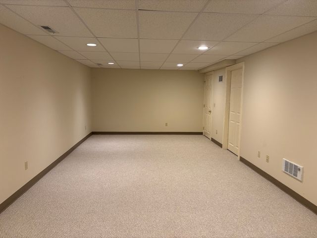 69 High Pine Cir 69, Wilbraham, MA 01095