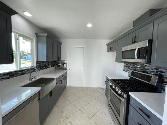 74110 Erin Street, Palm Desert, CA 92260