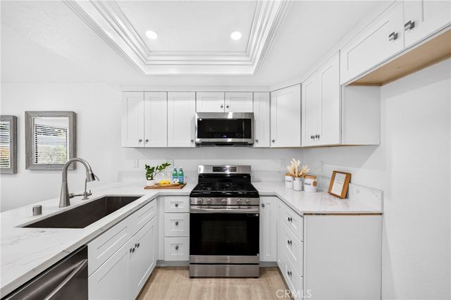 2303 W Millstream Drive 104, Fullerton, CA 92833