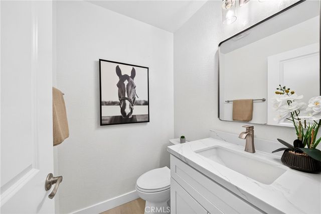 2303 W Millstream Drive 104, Fullerton, CA 92833