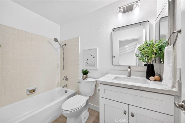 2303 W Millstream Drive 104, Fullerton, CA 92833