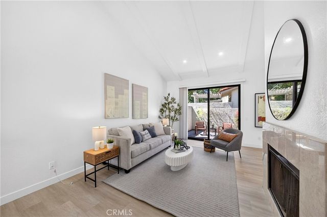 2303 W Millstream Drive 104, Fullerton, CA 92833